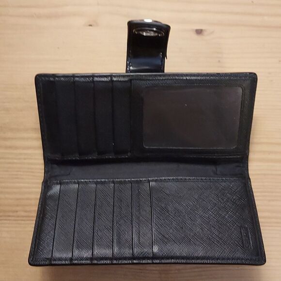 Coach Black and Cream Wallet - Picture 5 of 10